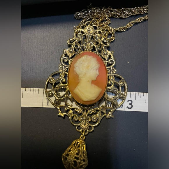 Large Vintage Filigree Cameo Pendant On Double 20” Chains Victorian Revival - Picture 5 of 7